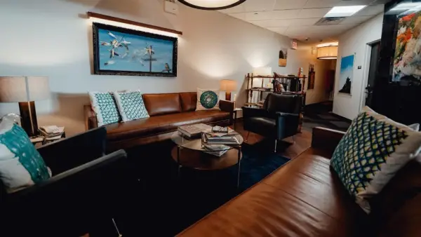 Feather Factory Hotel 4